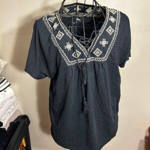 boho size extra large womens shirt top blouse stitched  detail black tee t